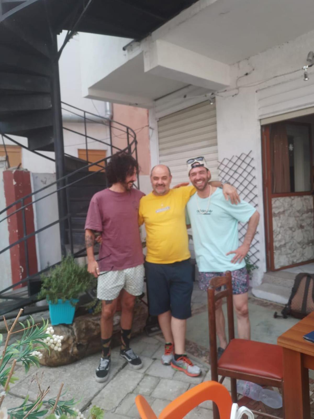 Хостел Casa Mia Влёра Экстерьер фото